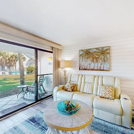 Edgewater Golf Villas #1506